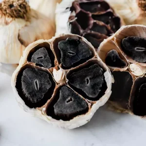 Black Garlic-Herb Fusion: Aromatic & Flavorful